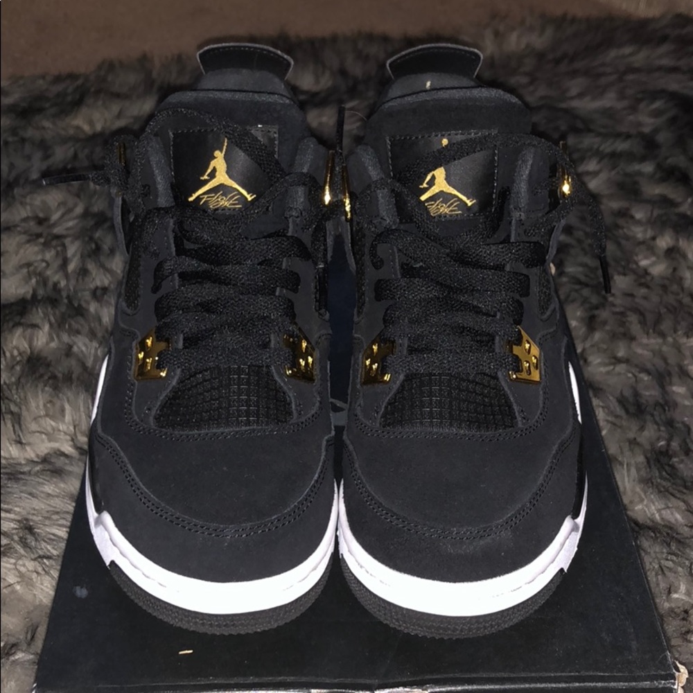 Jordan Retro 4 Royalty